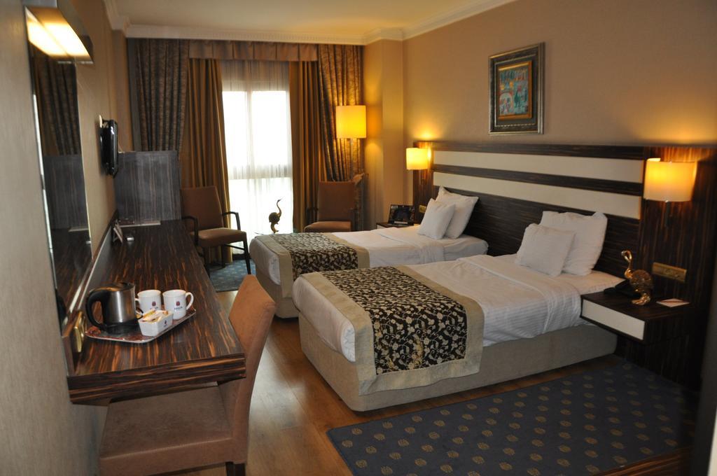 Akgun Hotel Beyazit Istambul Exterior foto